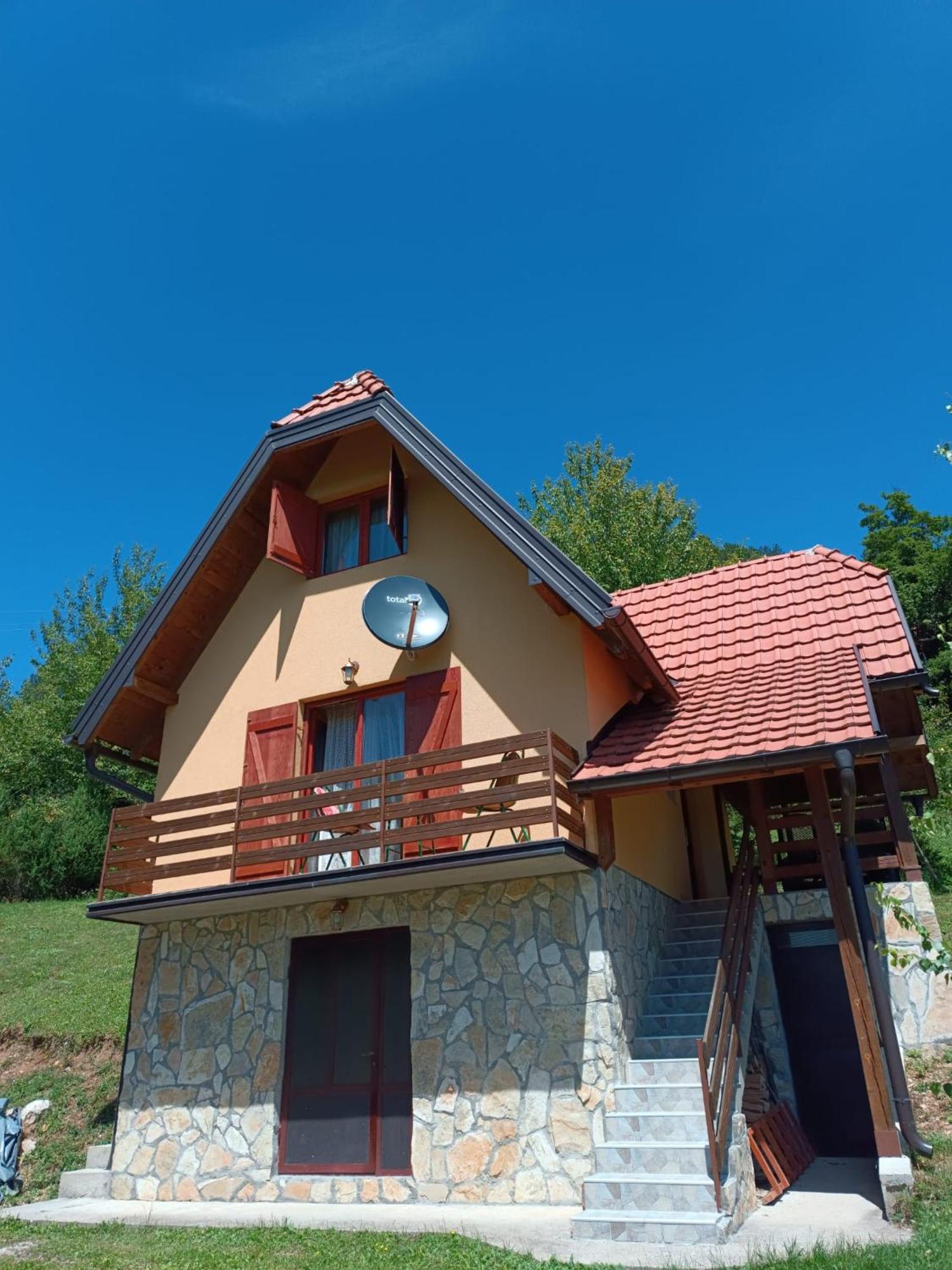 Vila Mitrovic Bajina Basta Buitenkant foto